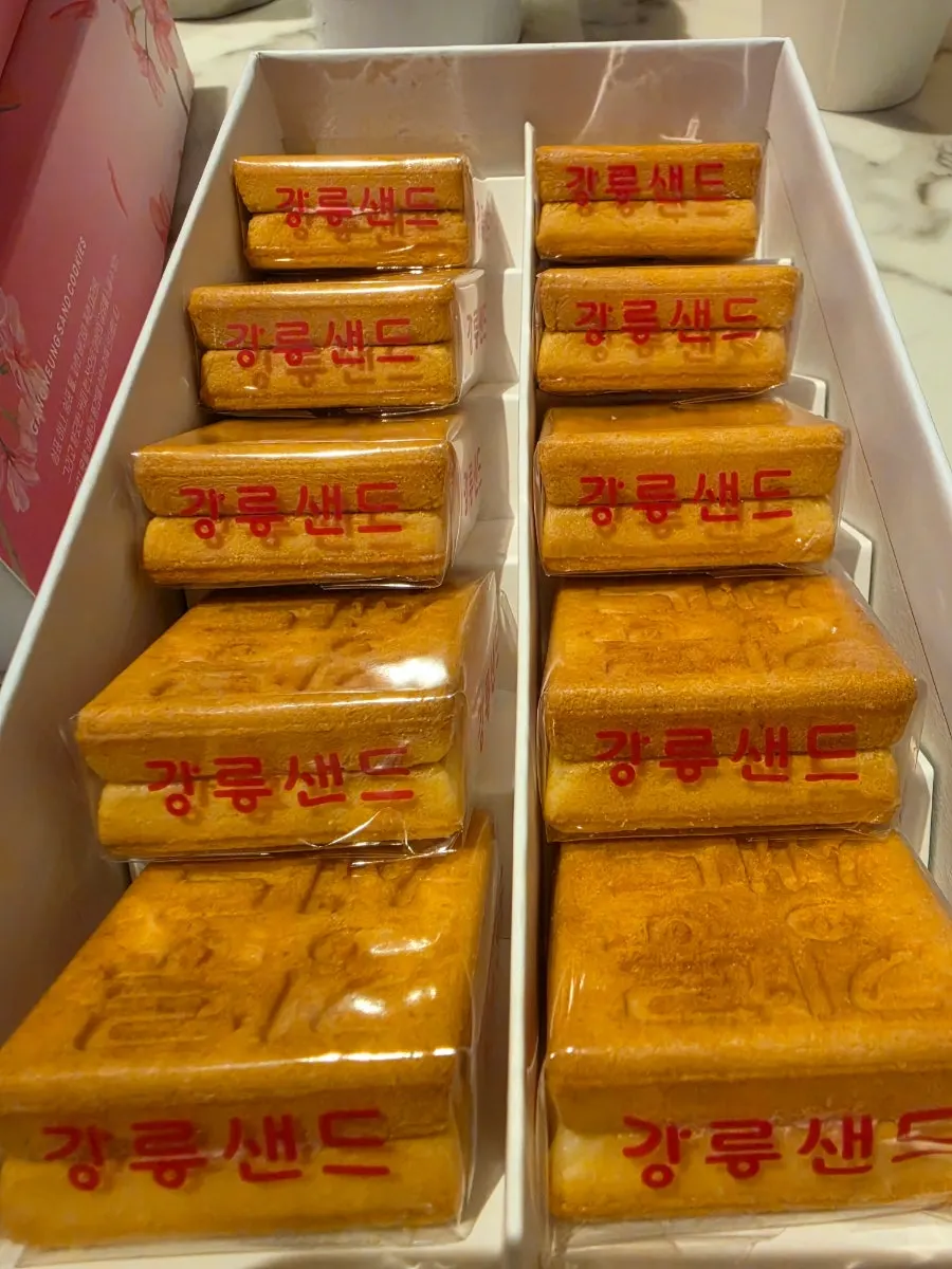 Notice stating no single-piece sales or mixed-flavor packaging