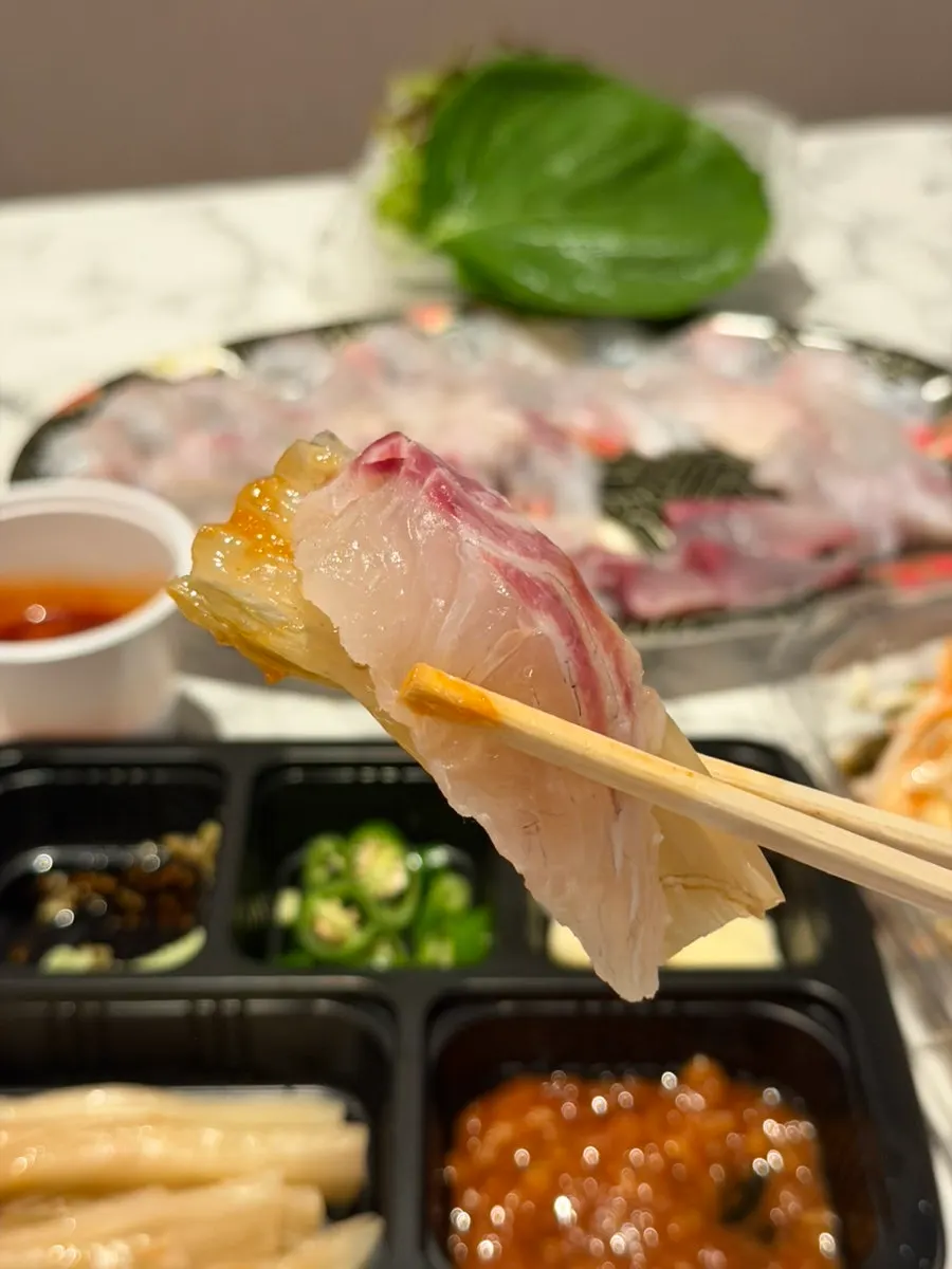 Red sea bream yubiki with a firm texture