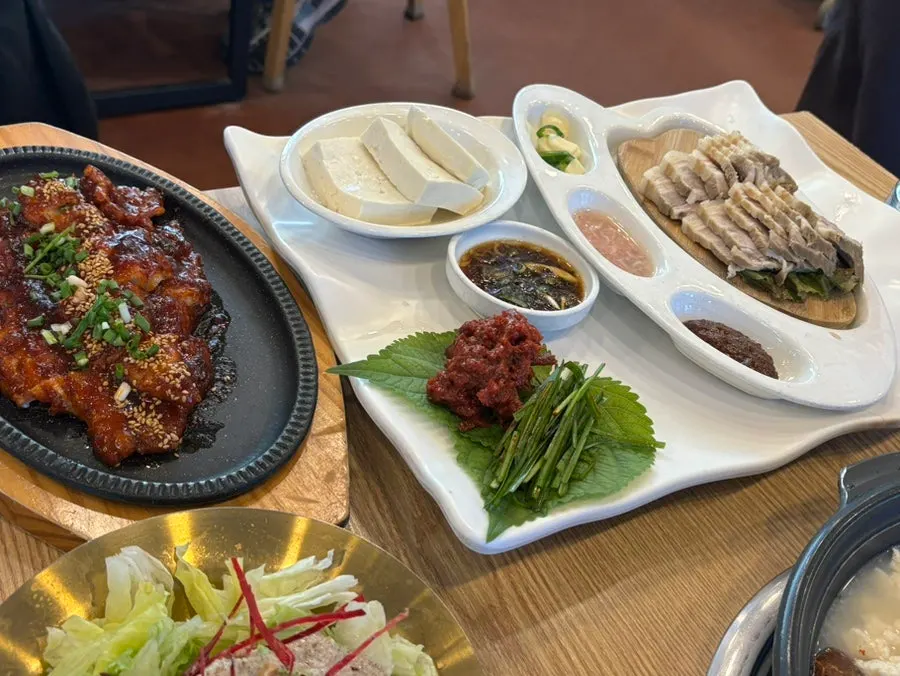 정은숙초당순두부 순두부전골과 곁들이 음식