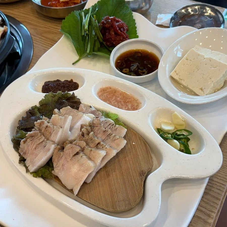 정은숙 두부삼합 메뉴