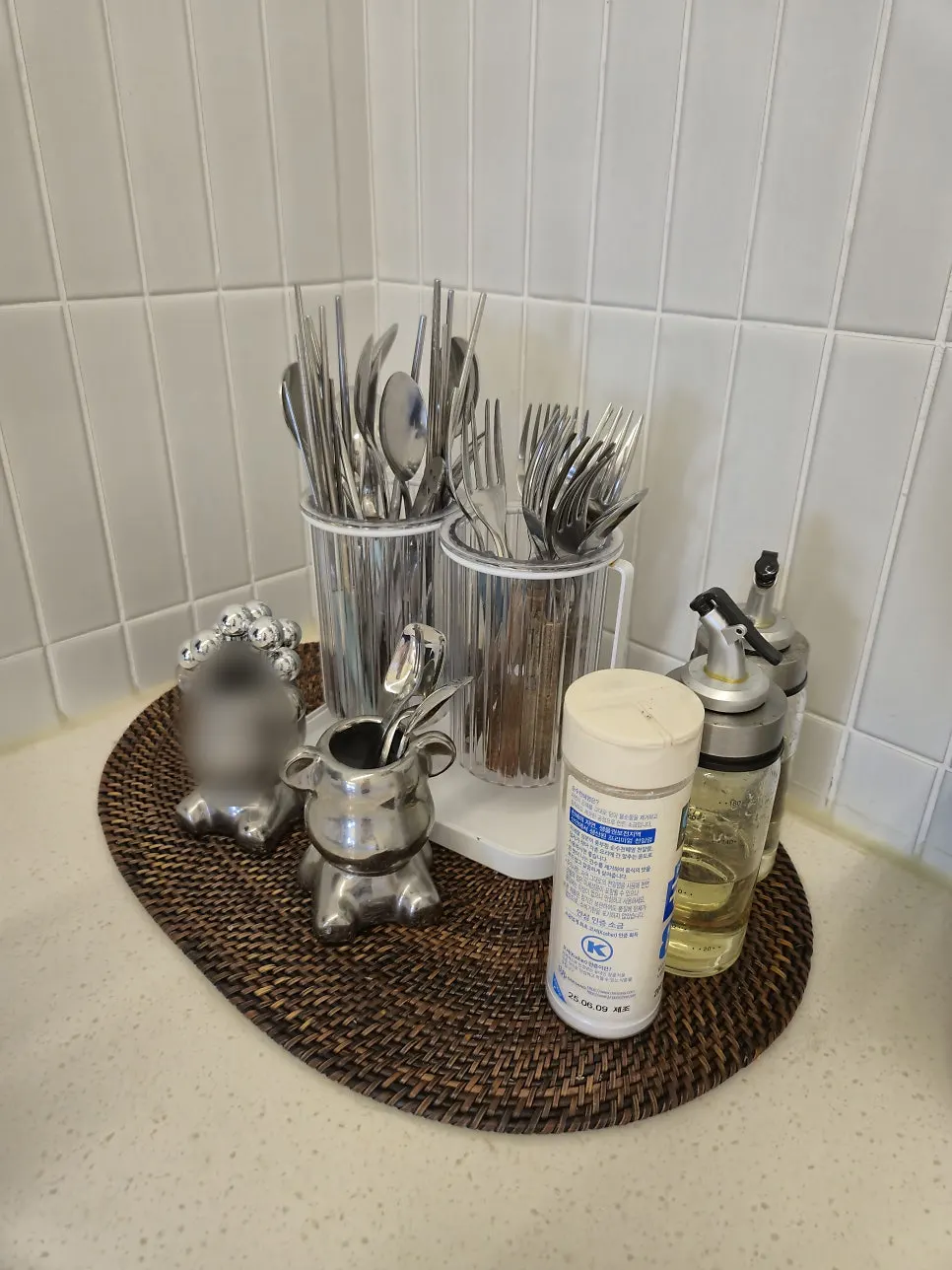 Kitchen shelf with separate baby dishware