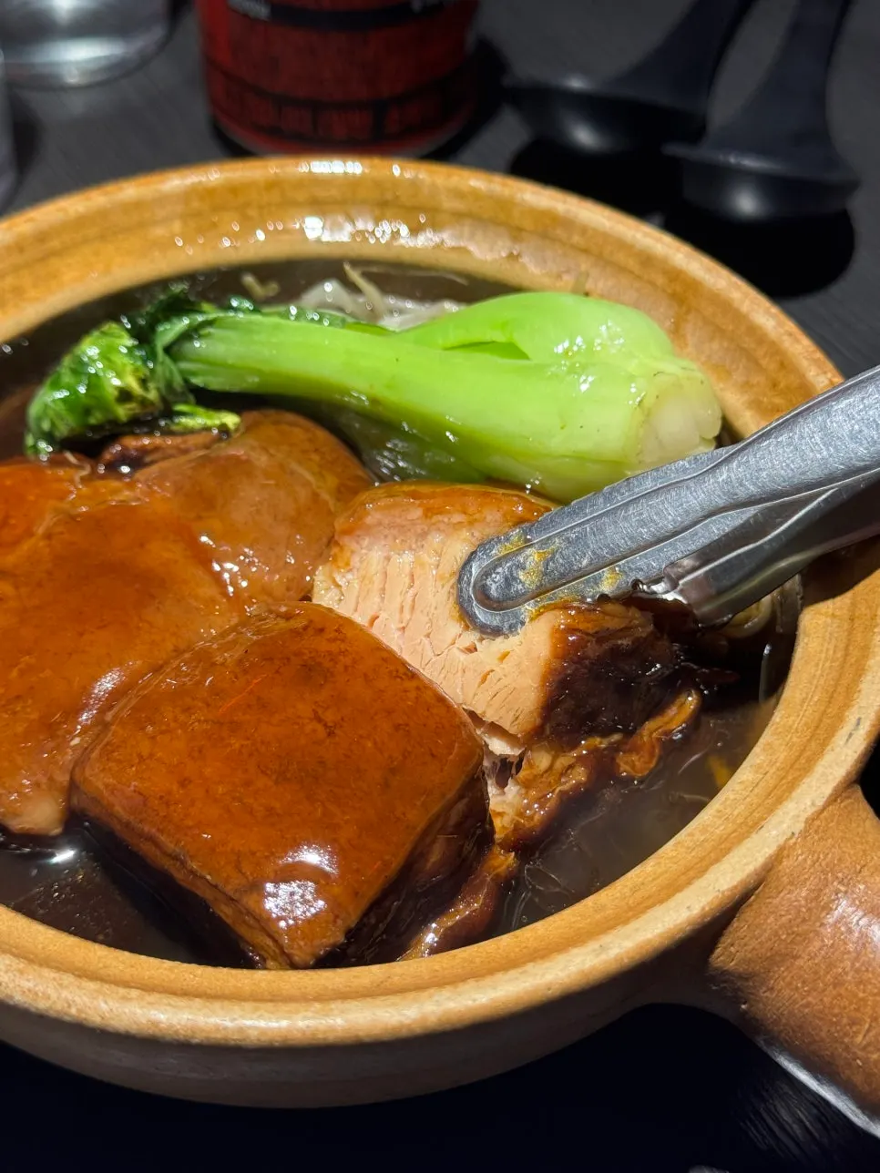 Close-up of string-tied dongpo-yuk at Gang's Duck