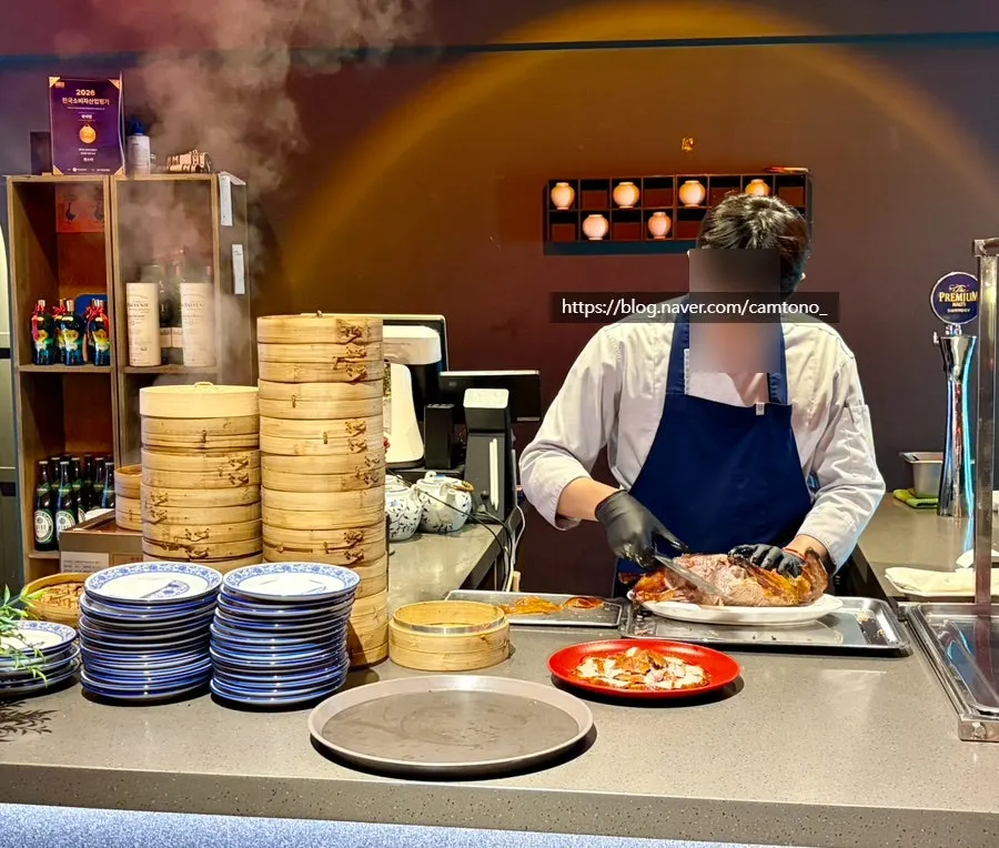 갱스덕 조명과 실내 분위기