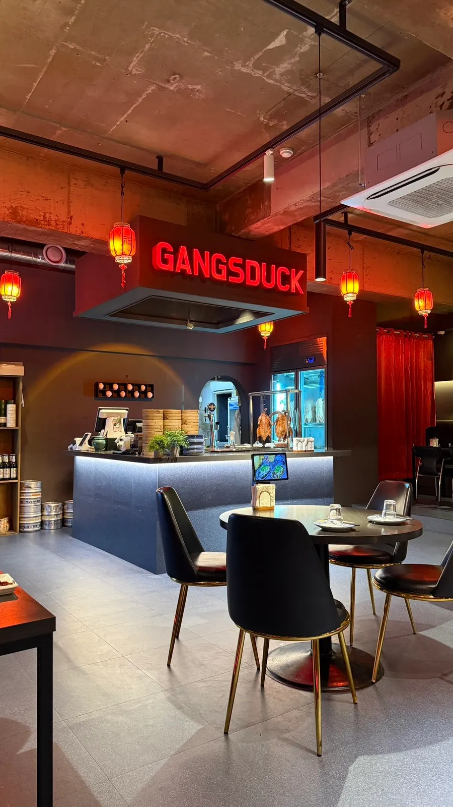Terrace seating and atmosphere at Gang's Duck