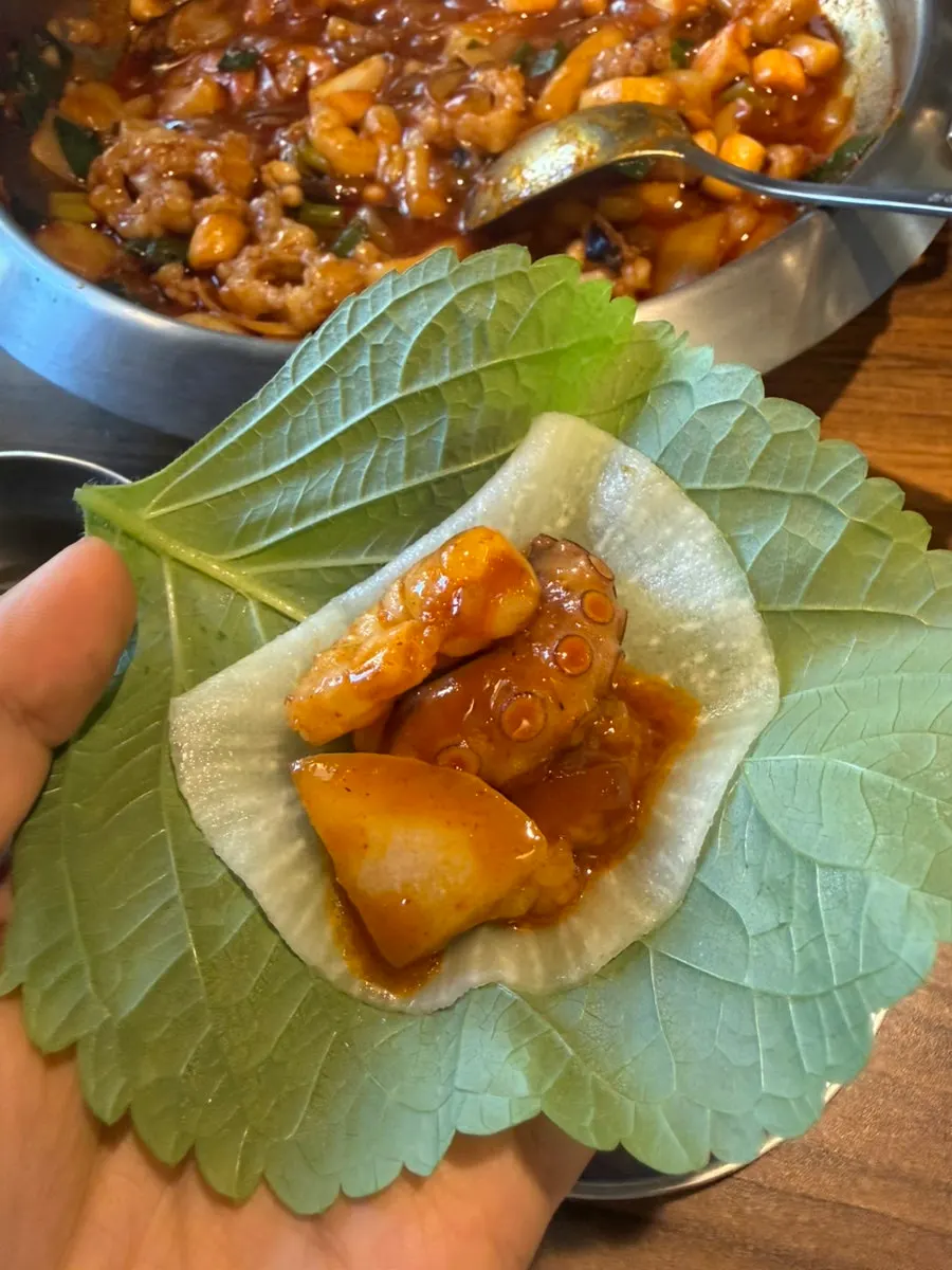 Korean beef daechang nakgopsae in spicy broth