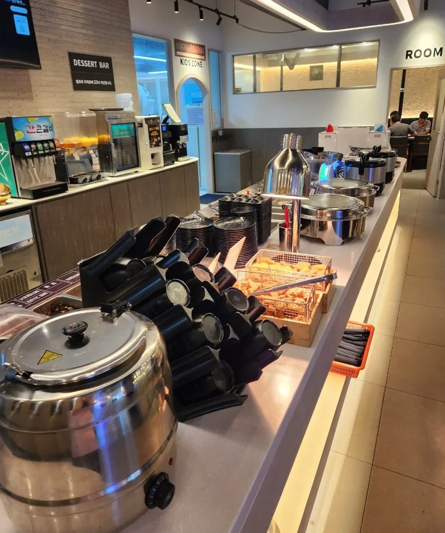 Self-bar corner at Gankeun Galbi Seongseo Branch