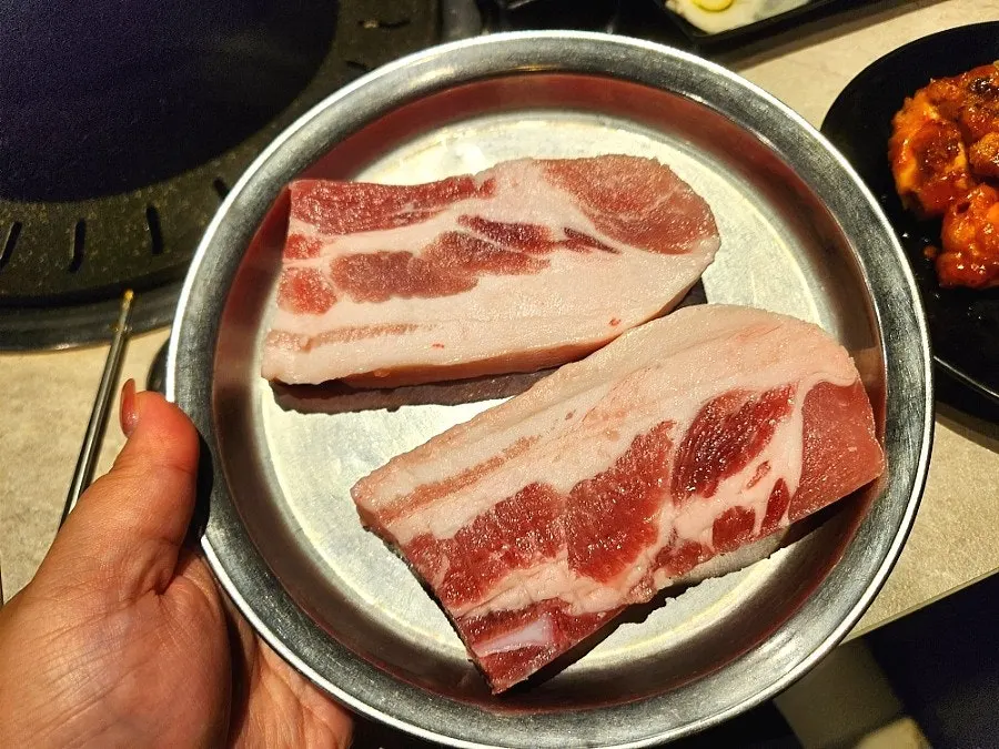 Two-person all-you-can-eat spread with charcoal grill
