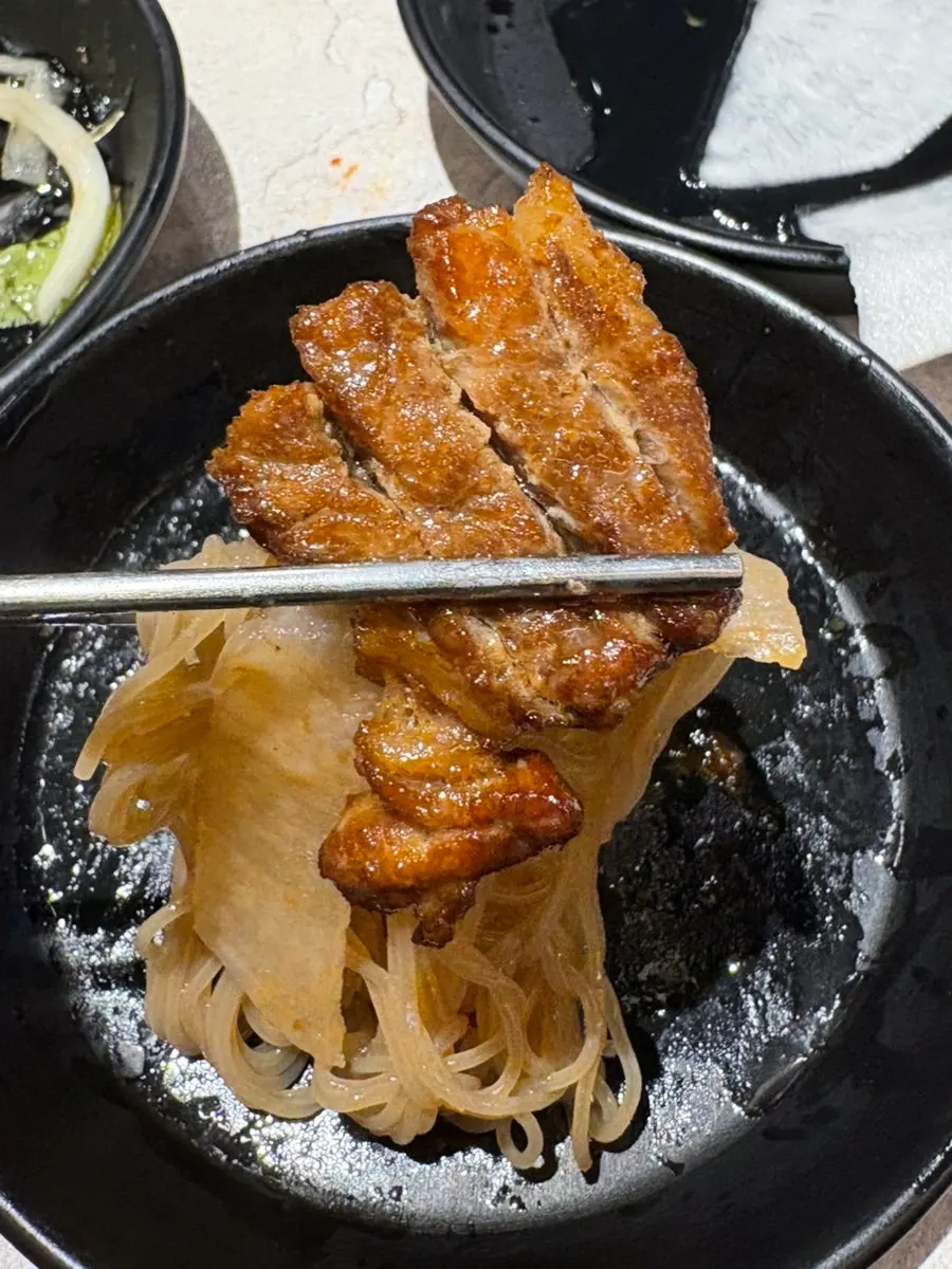 Bowl of mul naengmyeon delivered by robot