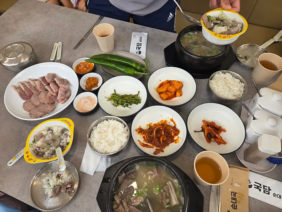 A bowl of clear-broth sundaeguk