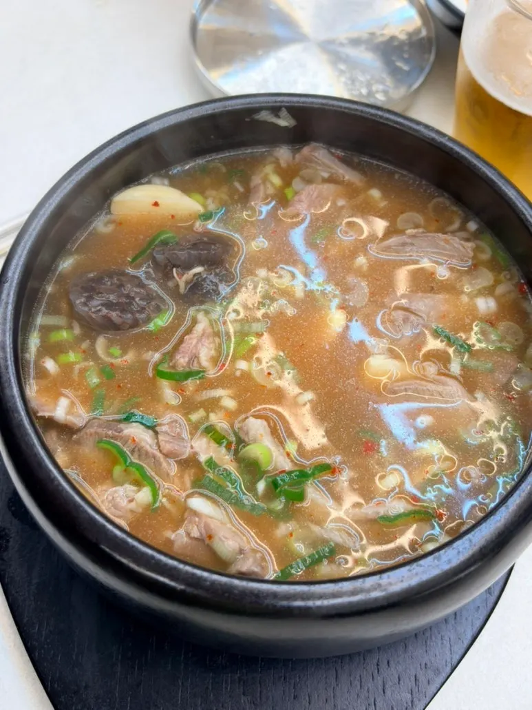 Sundae soup with dadaegi added