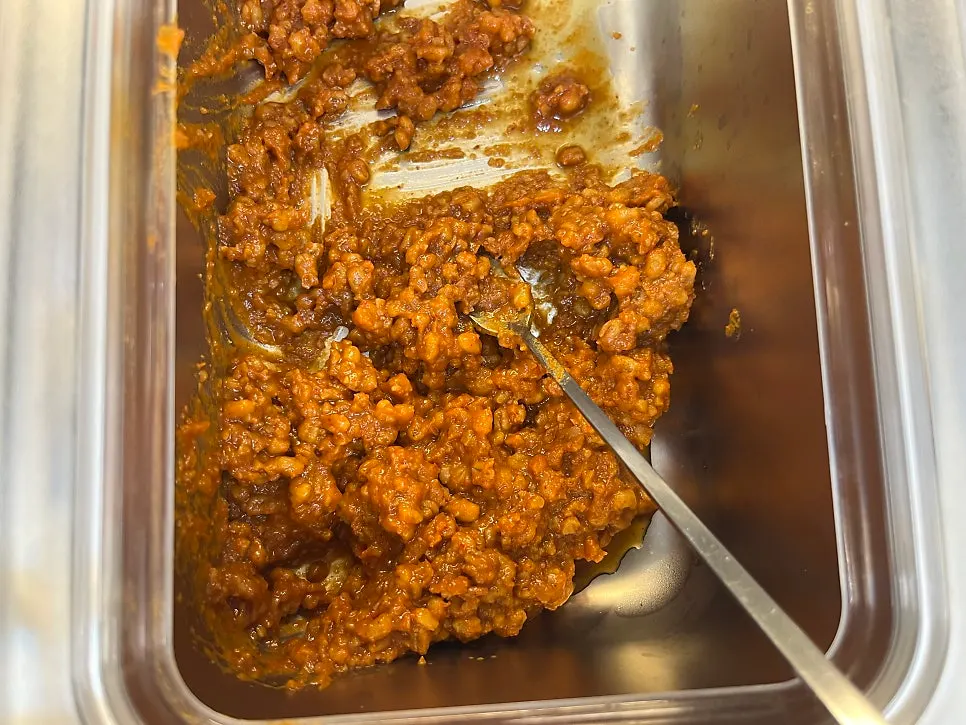 Neatly prepared side dishes
