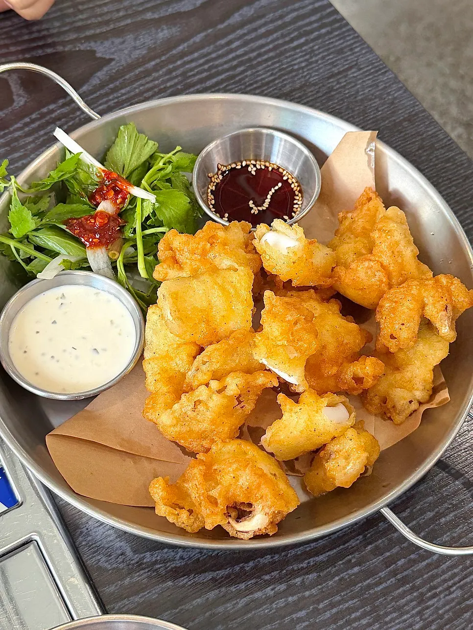 Gapmaejeong's cuttlefish frying cut into large pieces