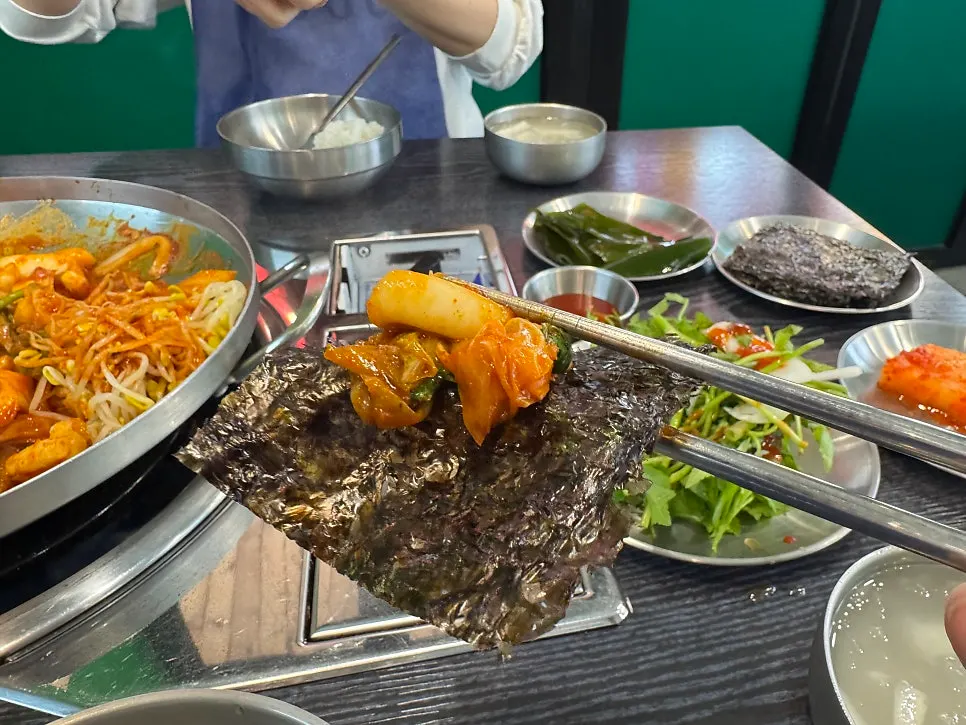Red cuttlefish stir-fry loaded with minari