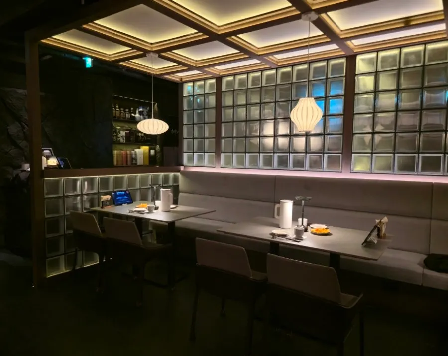 Interior atmosphere near the entrance of Gatpo Karin