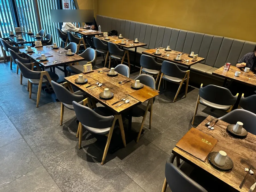 Interior of Gapposo with Japanese-style decor