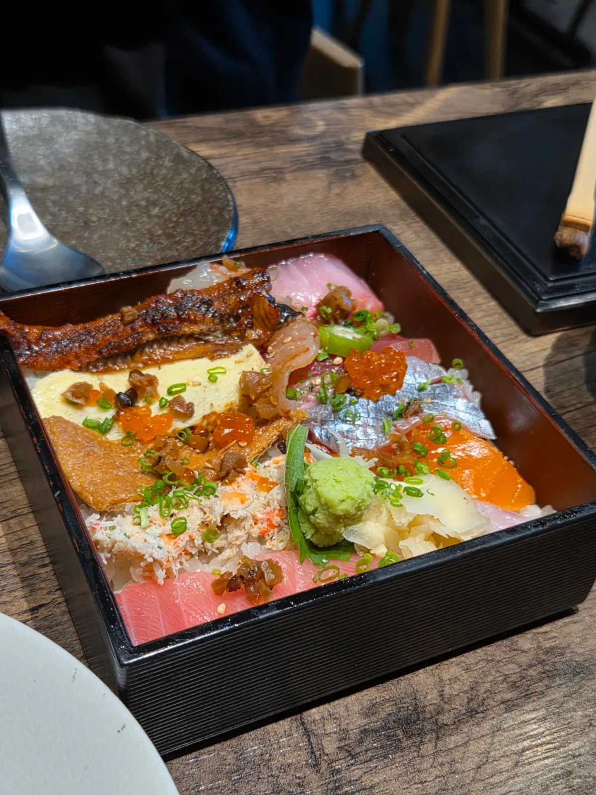 Kaisen-don with sashimi over vinegared rice