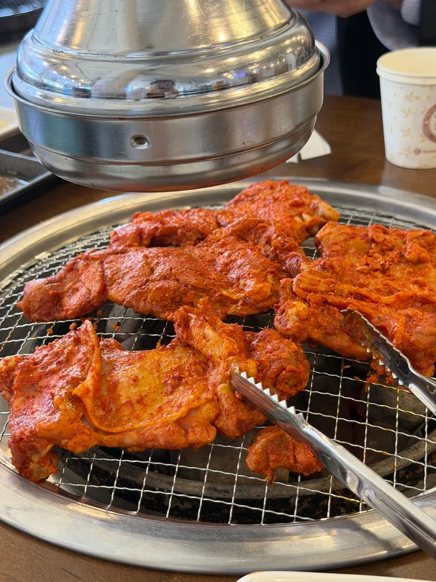 Gapyeong Anbanji seasoned charcoal dakgalbi