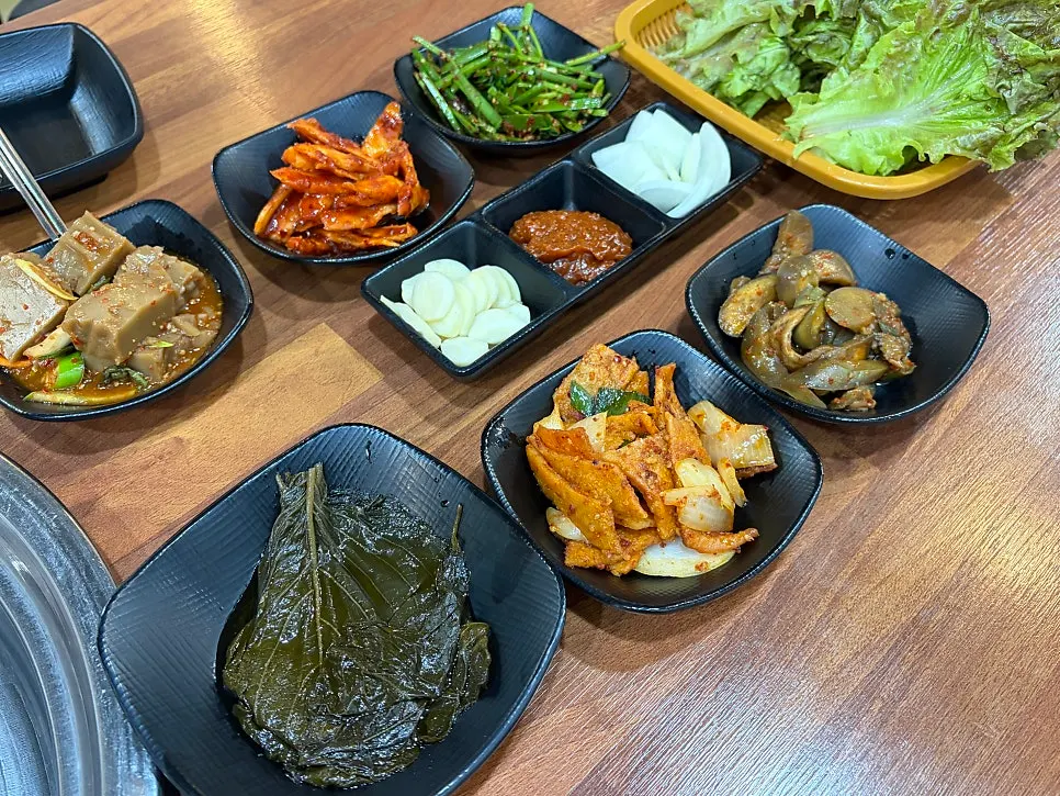 Review and takeout promotion information