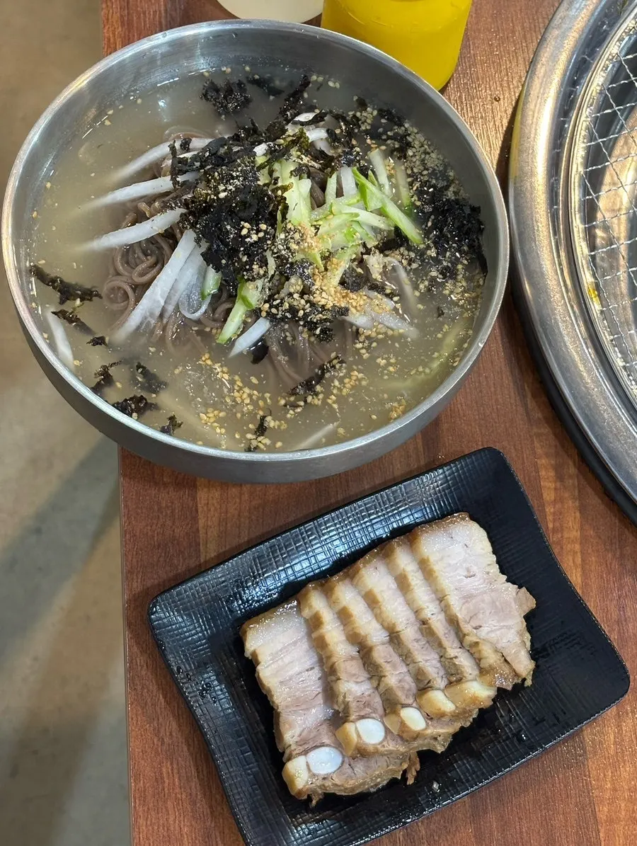 점심특선 물막국수 한 그릇