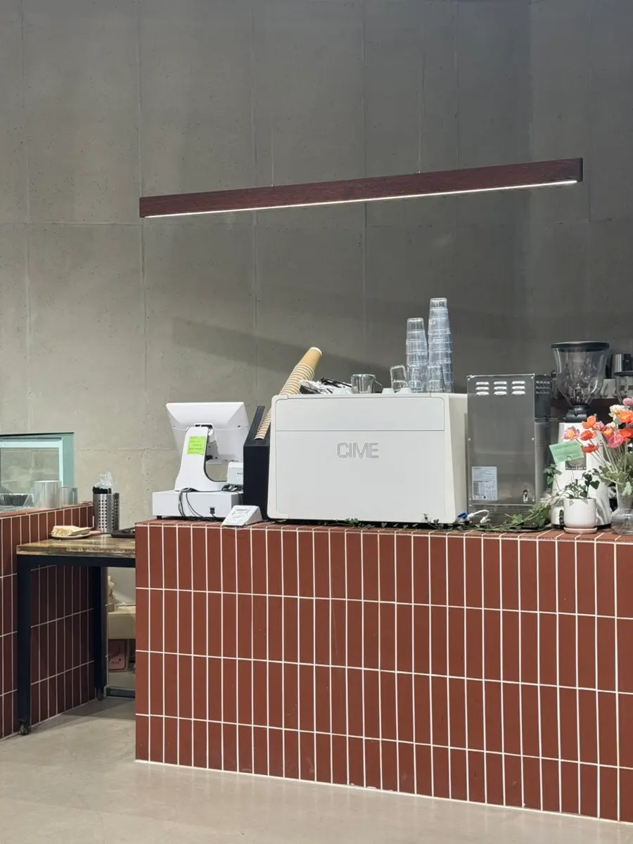 Aesthetic interior space at Cafe Imchori
