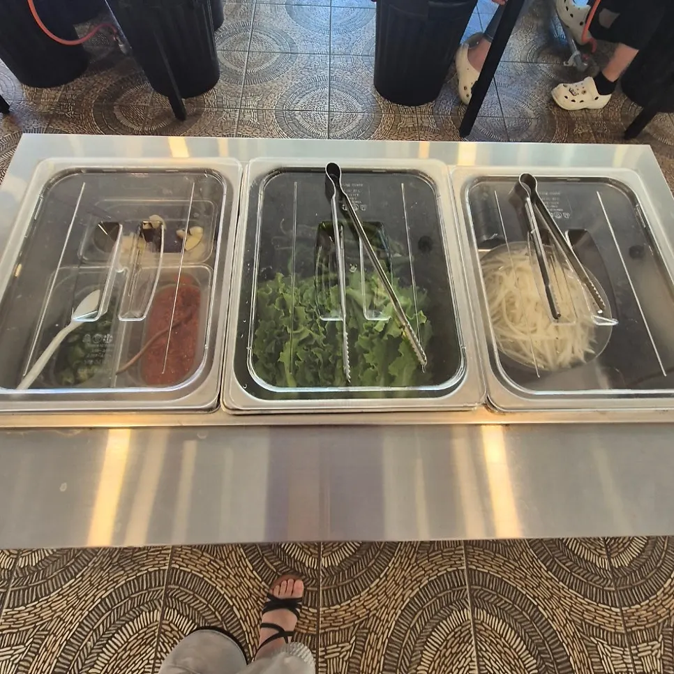 The self-serve corner at Jayeon Dakgalbi