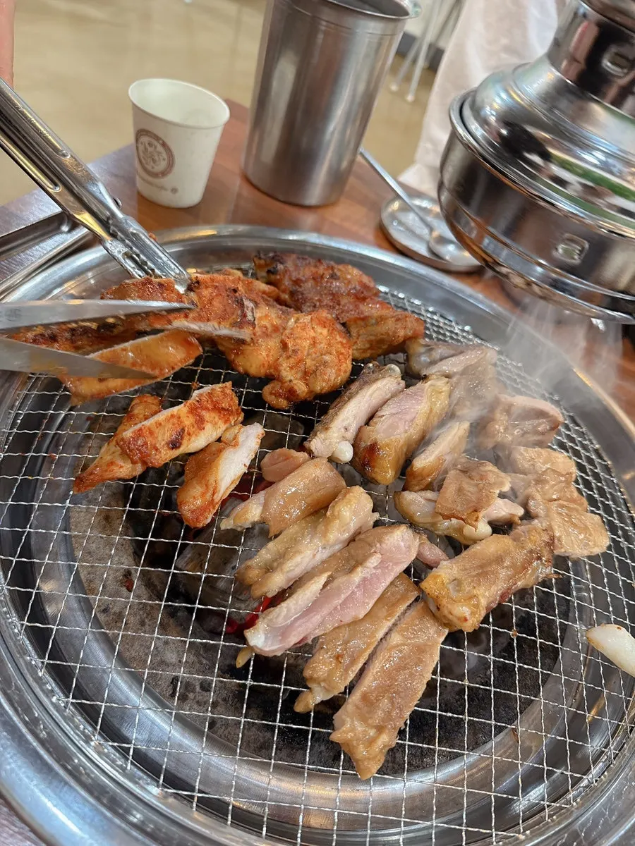 Soy sauce dakgalbi grilling on charcoal