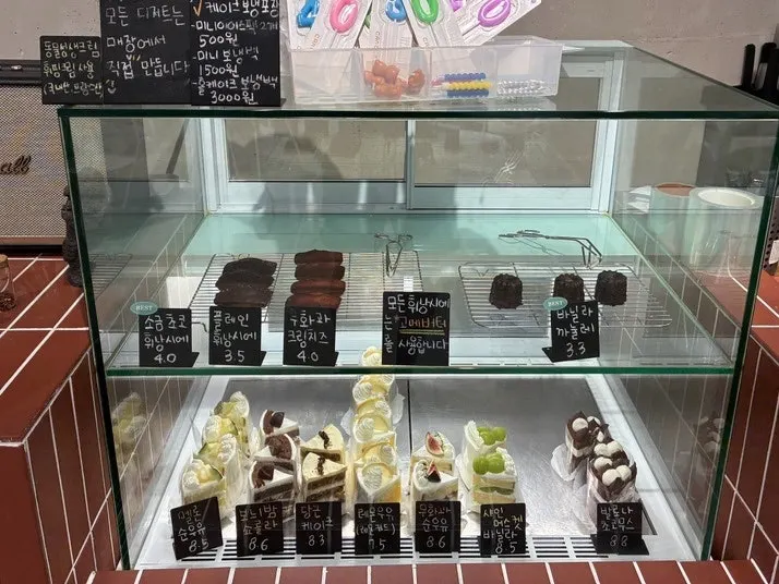반려동물 동반 손님을 위한 카페 임초리 한쪽 공간