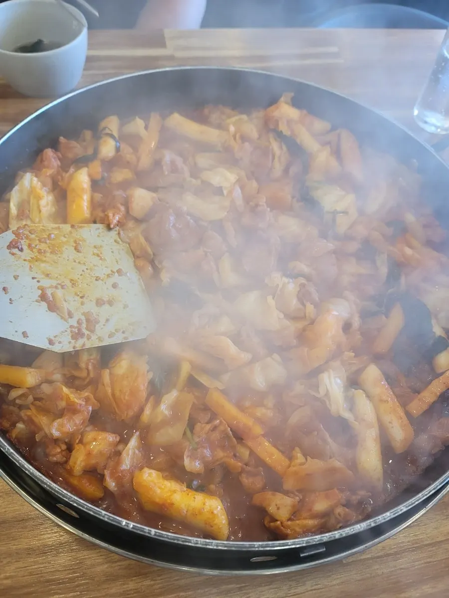 Jayeon Dakgalbi, a good stop on a Gapyeong trip itinerary