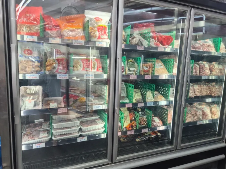 Display of domestic pork
