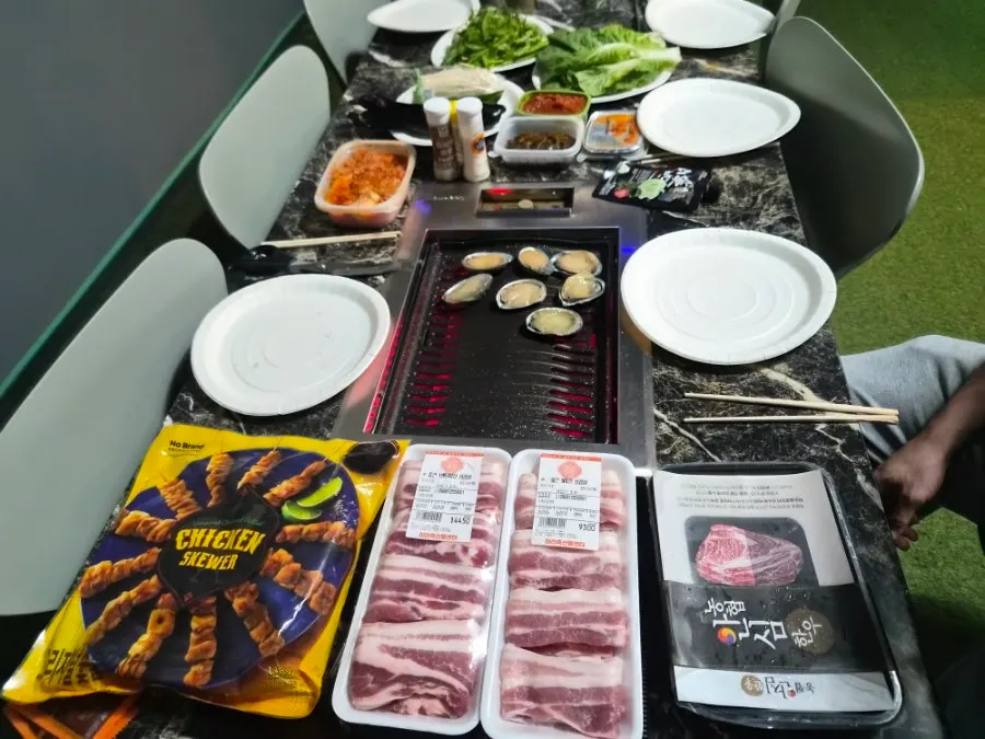 Pork belly grilled with abalone and vegetables