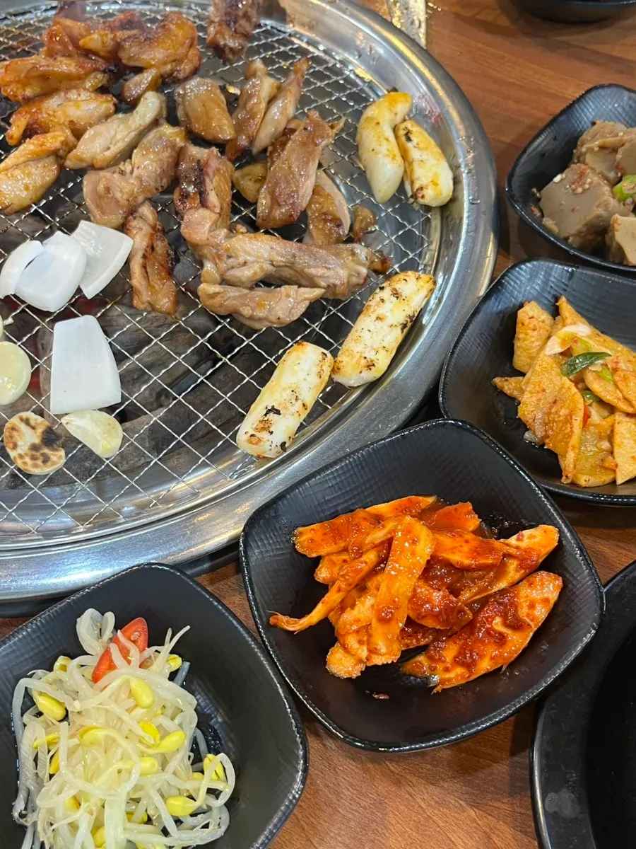 다미설악숯불닭갈비 상차림