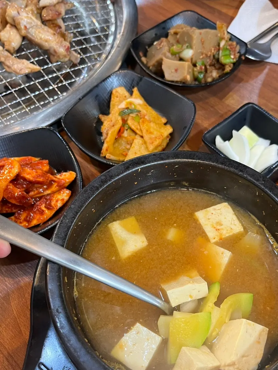 간장닭갈비와 쌀떡