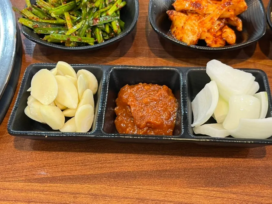 Table setting with wrap vegetables and side dishes