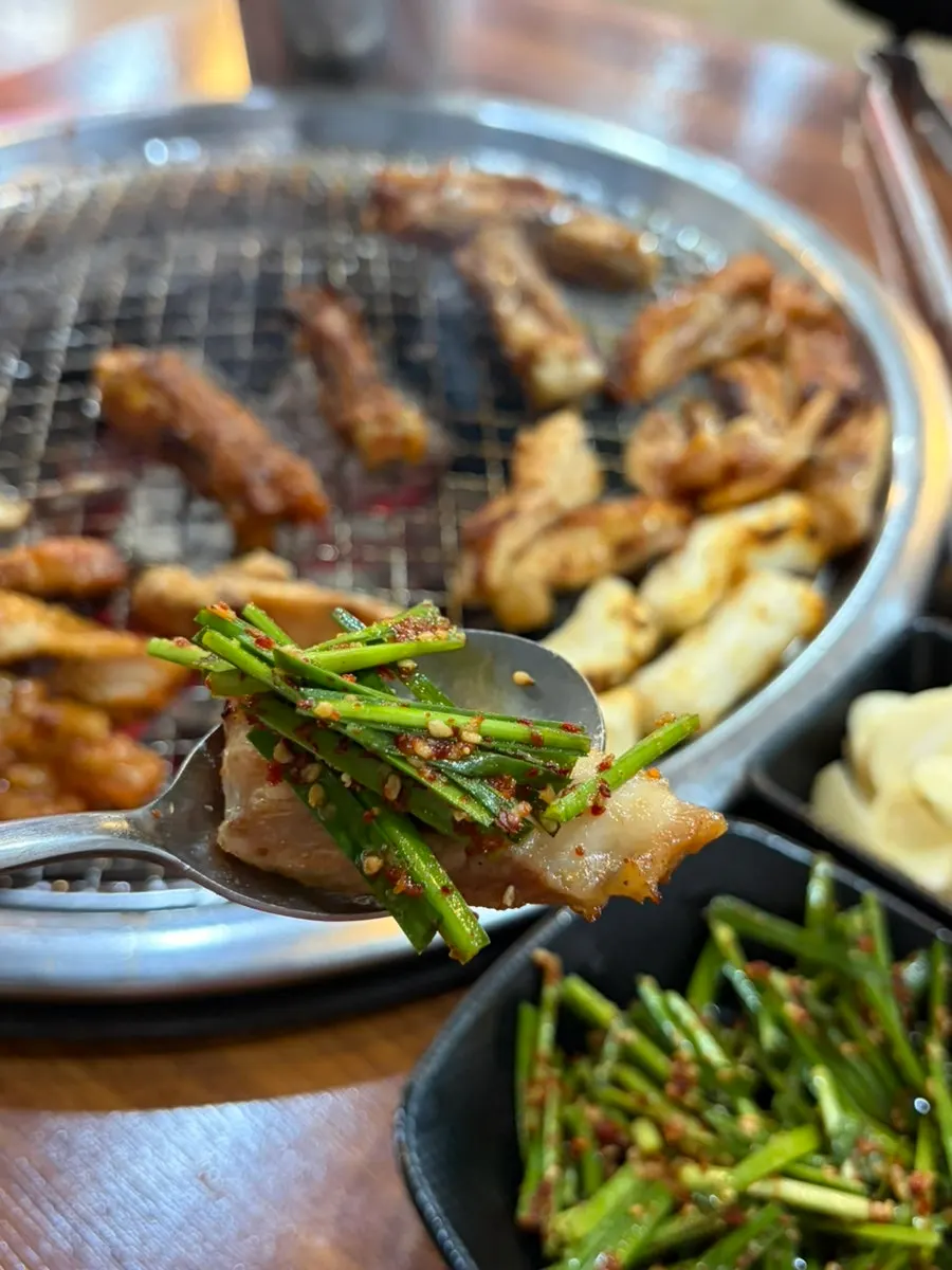 A piece of soy sauce dakgalbi