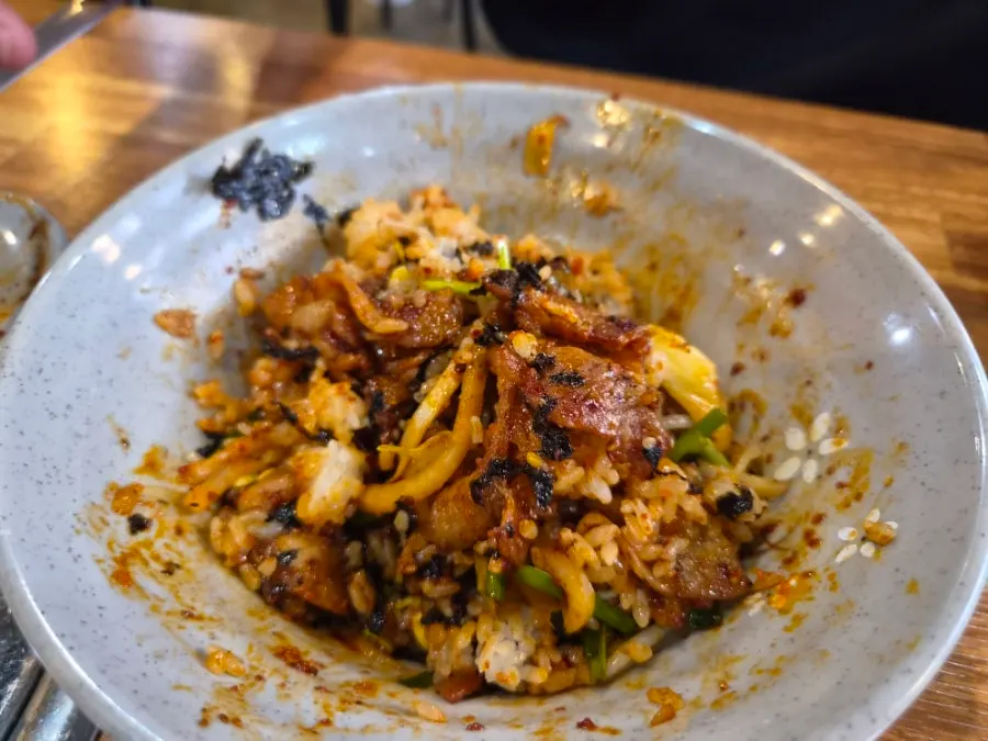 한 술 떠올린 쭈꾸미 덮밥