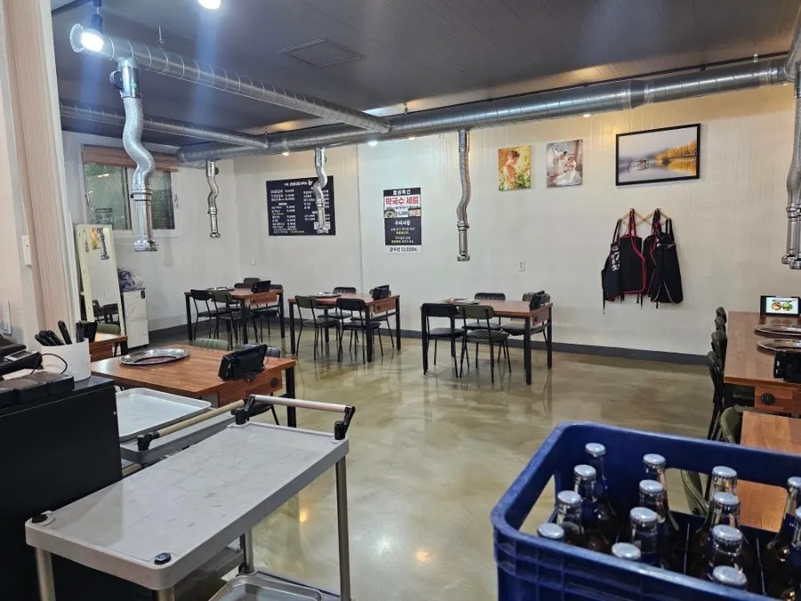 View of the dining hall and tables