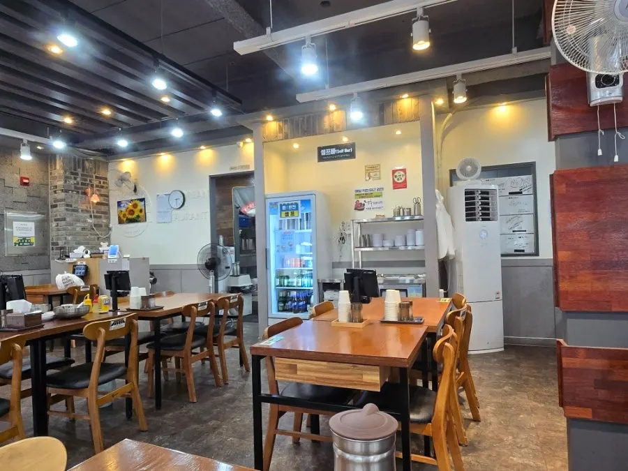 Seating well suited for solo diners
