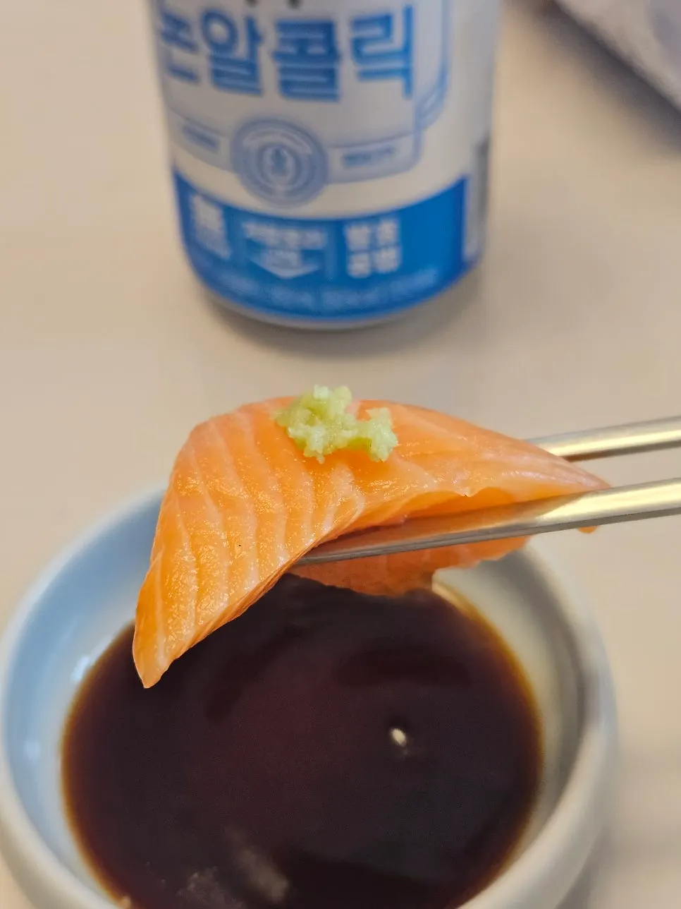 기름진 맛의 광어지느러미