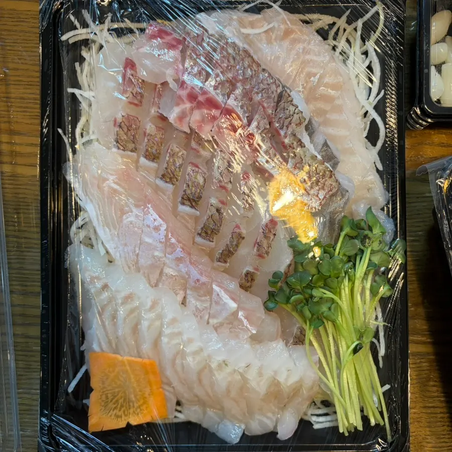 보냉 가방에 담긴 농광참회 소