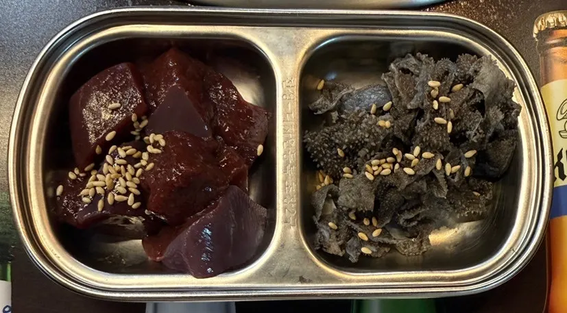 Signature sauce made with Hadong plum syrup and cheongyang chili