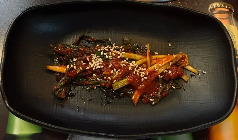 Spicy green onion kimchi side dish