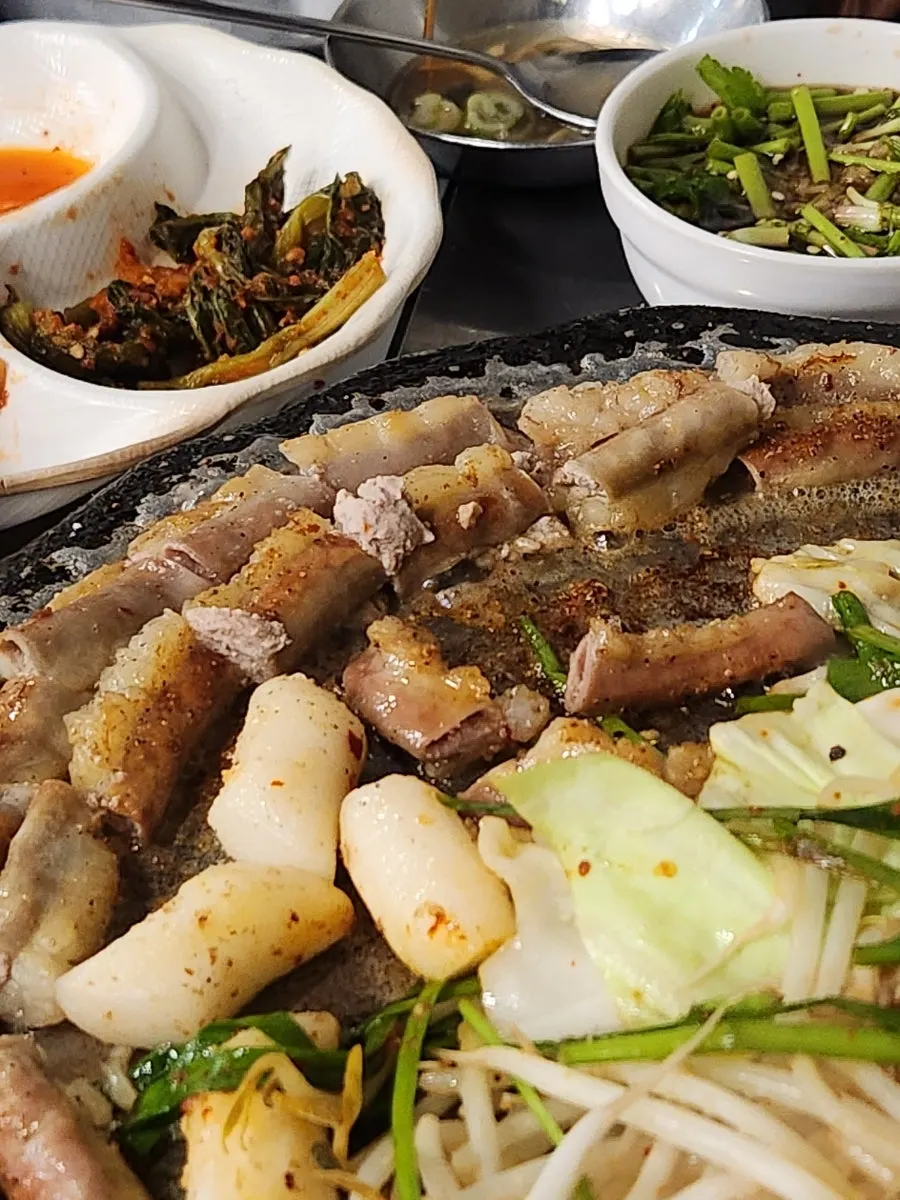 Close-up of golden, well-grilled gopchang