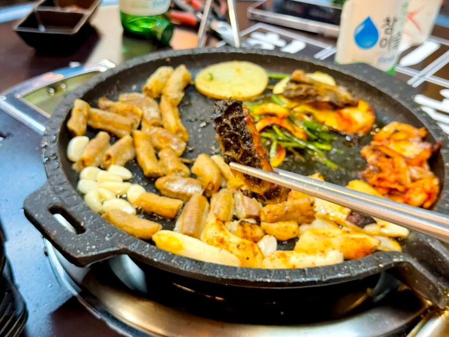 Gopchang bakar yang penuh dengan lemak gop