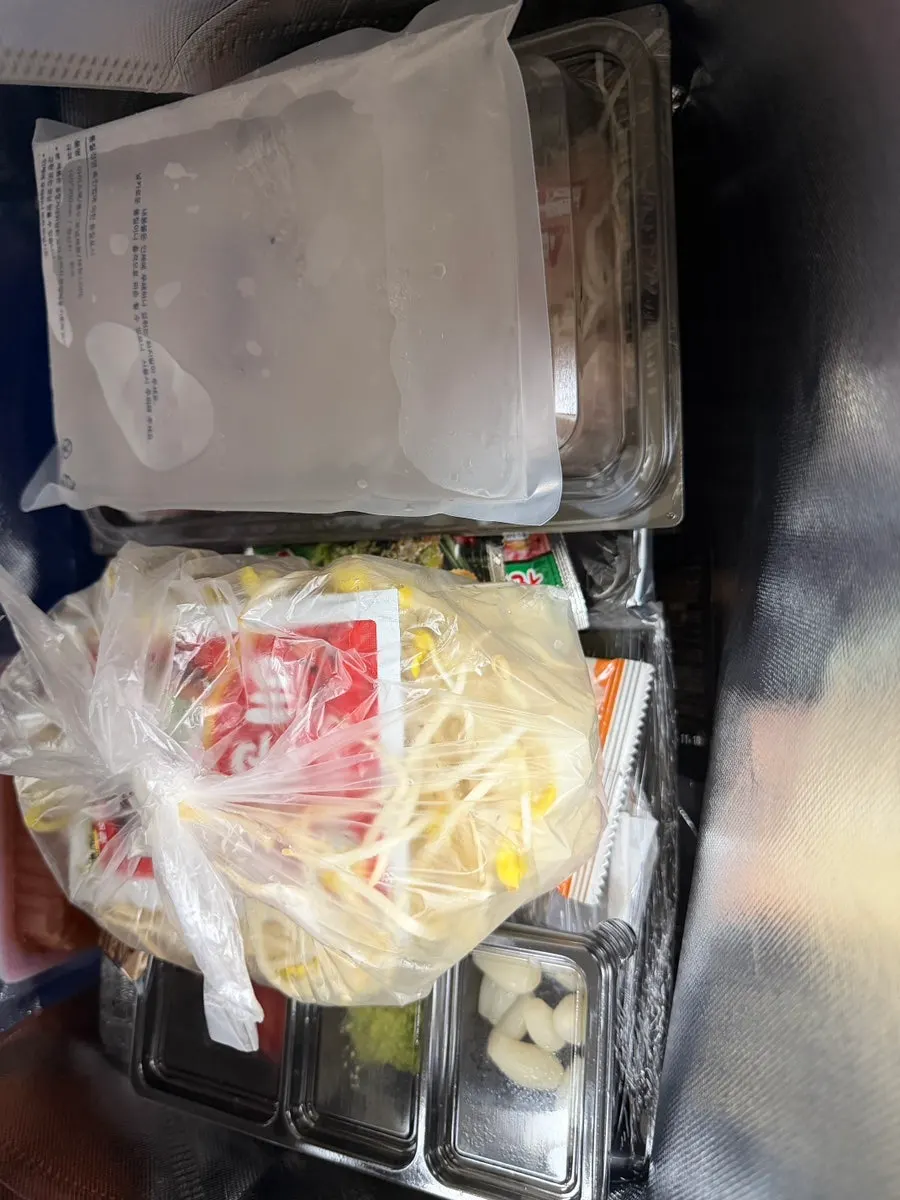 전갱이모듬회가 표시된 영재수산 추천 메뉴 안내