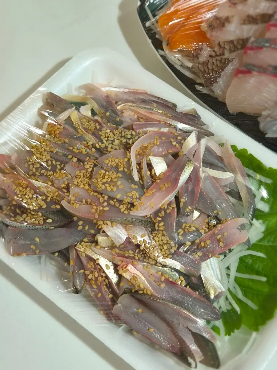 Photo of premium live fish assortment takeout