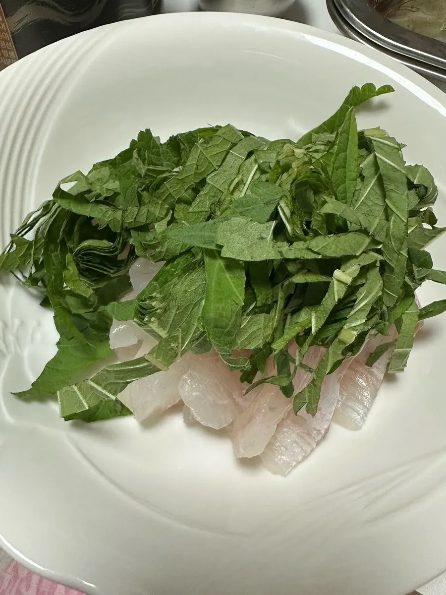 Croaker and flounder sashimi enjoyed at home