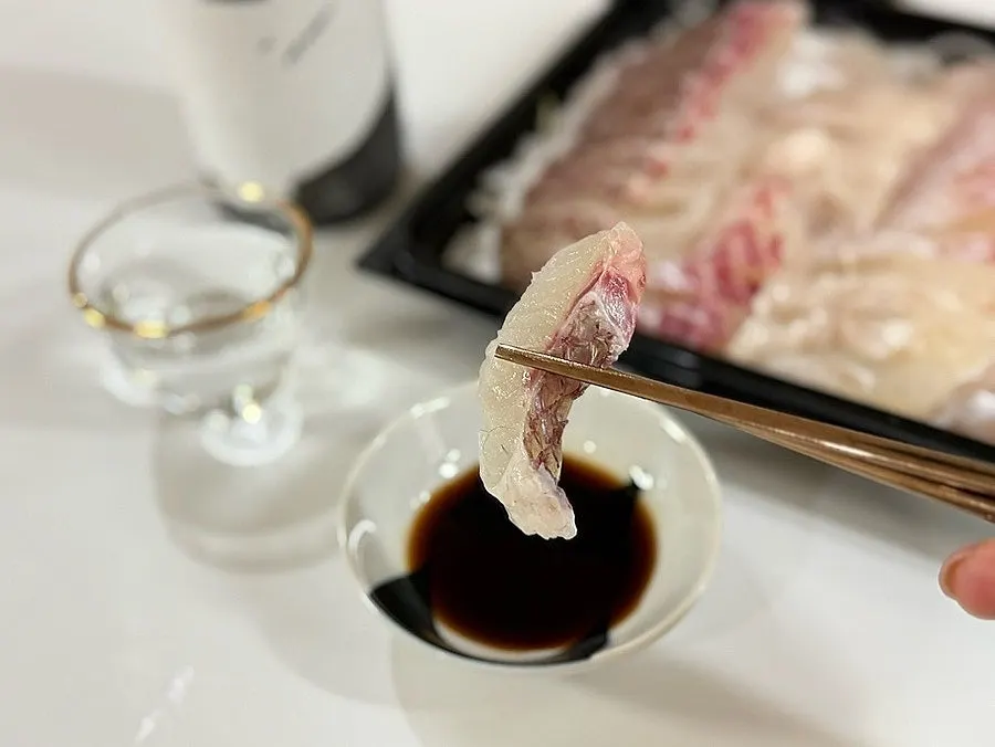 집에서 차린 모듬회 저녁 상차림