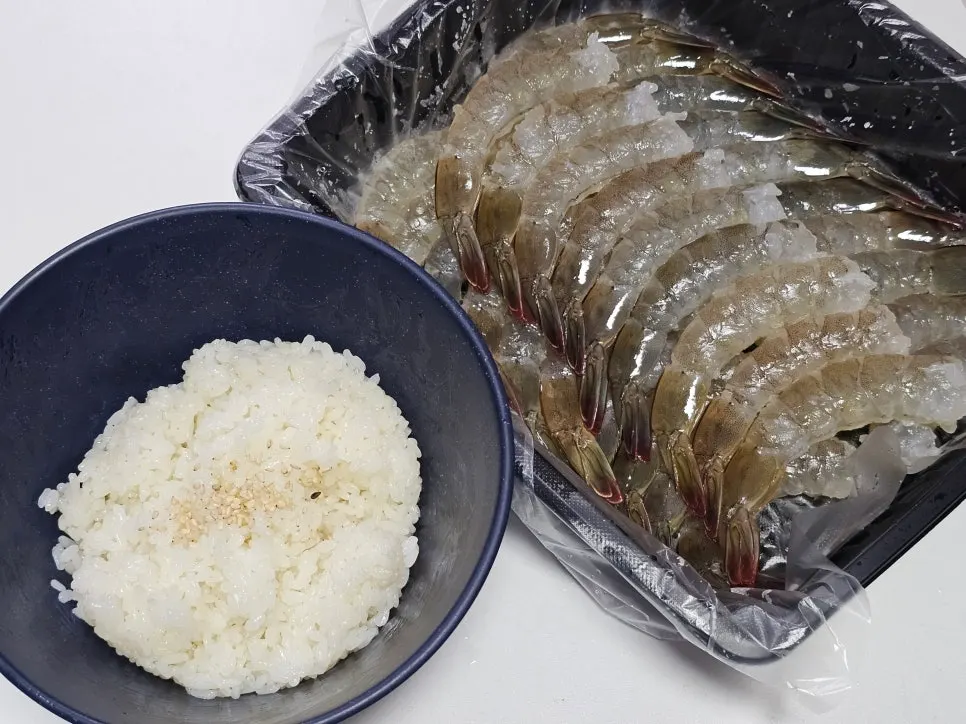 Sashimi and live shrimp spread at Yeongjae Susan, Garak Market