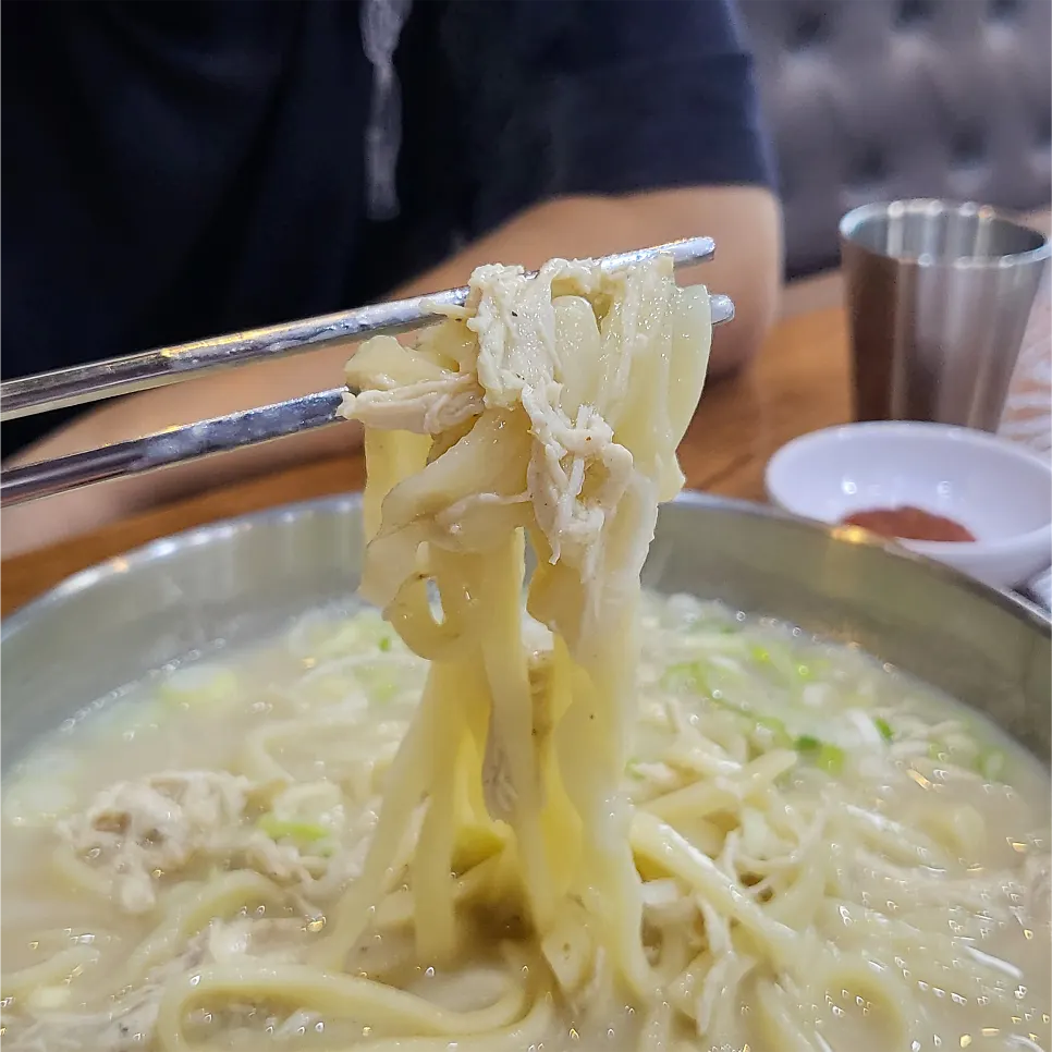 아기 동반 식사를 위한 유아 편의용품