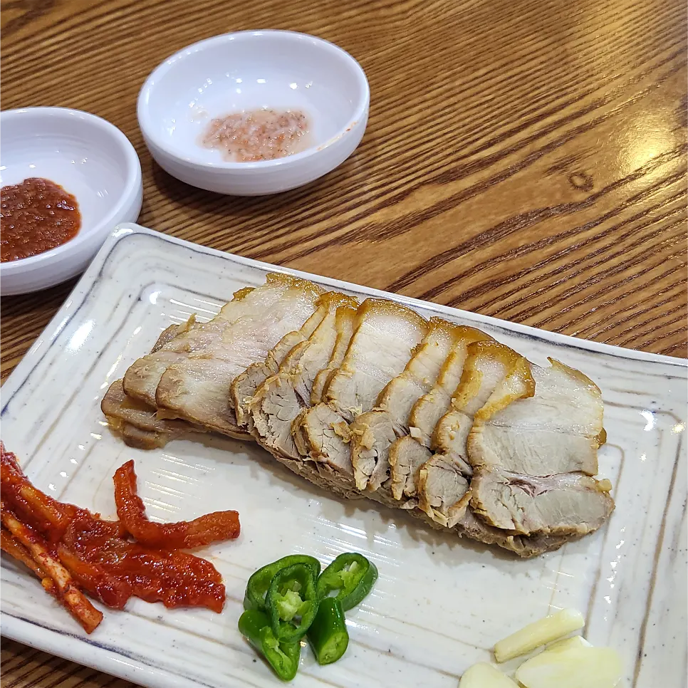 김고명 닭칼국수 한 그릇
